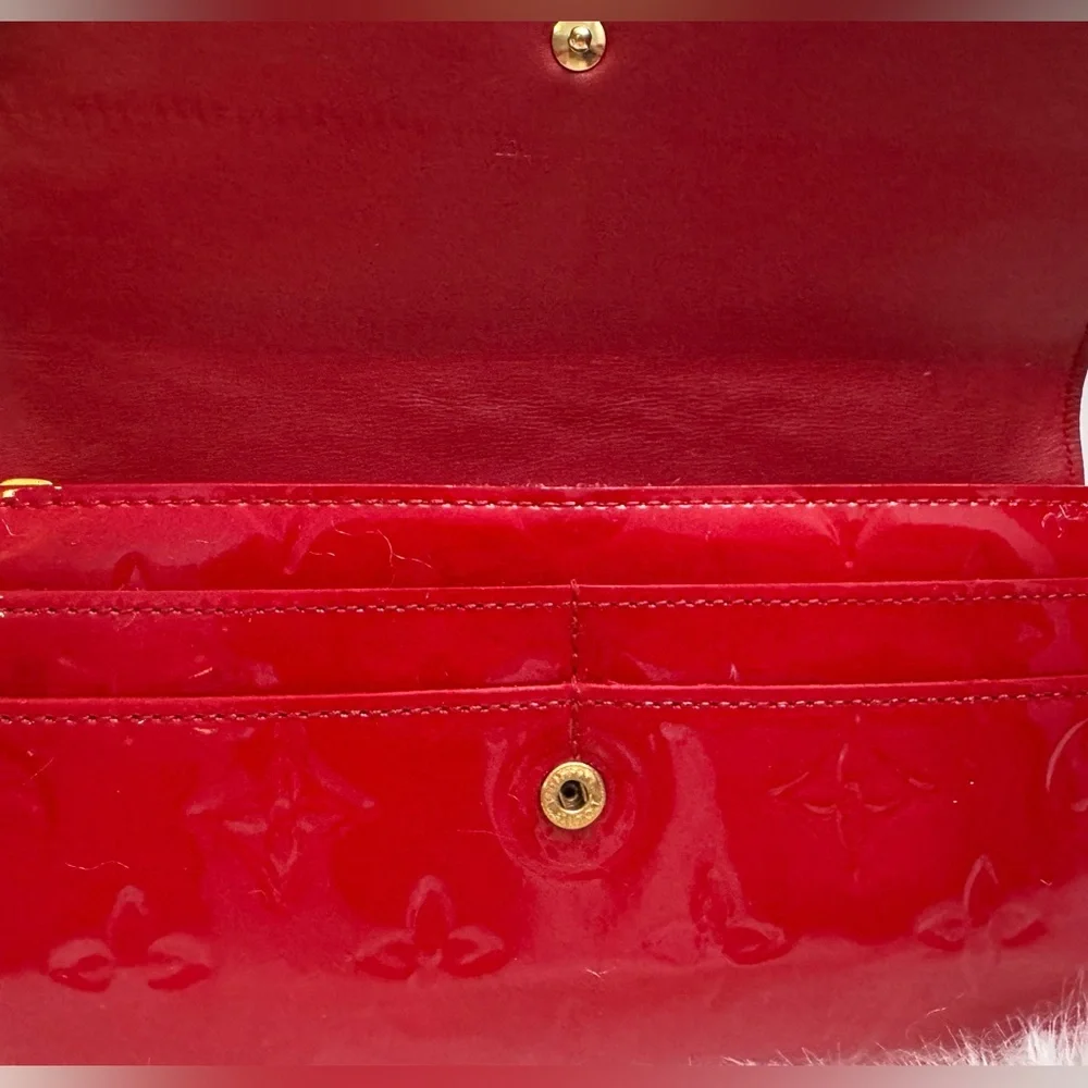 Louis Vuitton Sarah Long Wallet